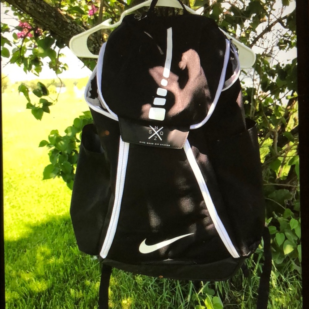 Nike basketball bag